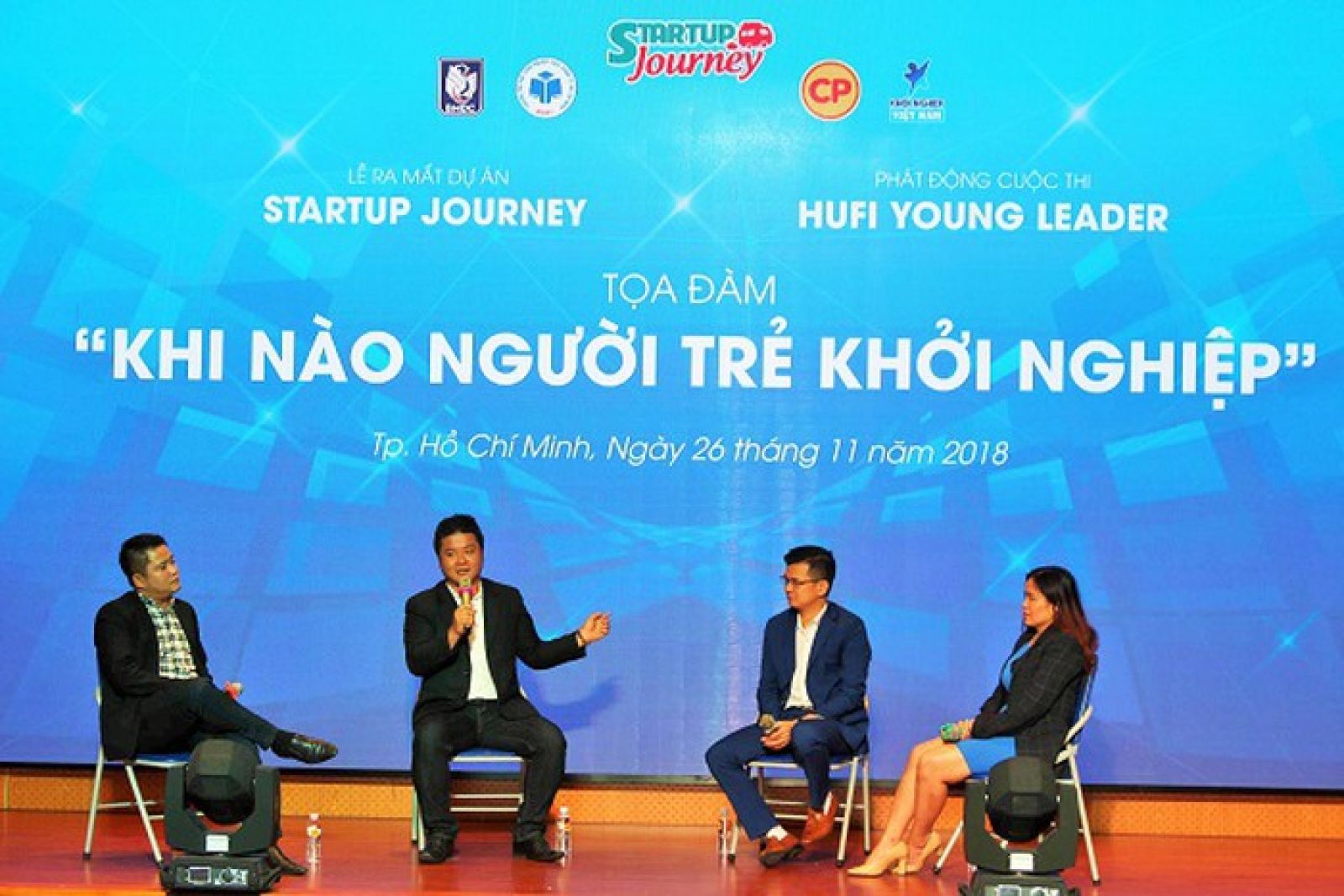 CÓ NÊN BỎ ĐẠI HỌC ĐỂ ĐI LÀM STARUP ?